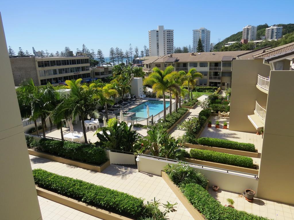 The Village Holiday Apartments At Burleigh Heads Gold Coast Exterior photo