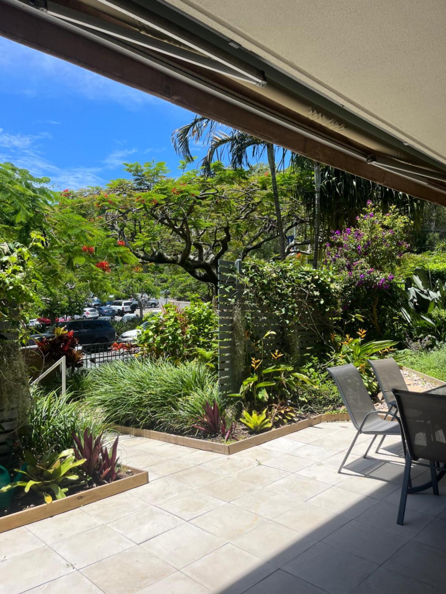 The Village Holiday Apartments At Burleigh Heads Gold Coast Exterior photo